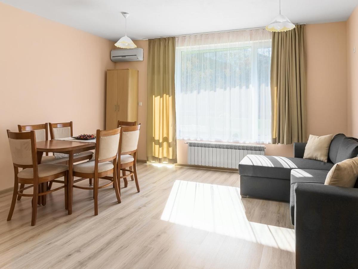Like Home Burgas Luaran gambar